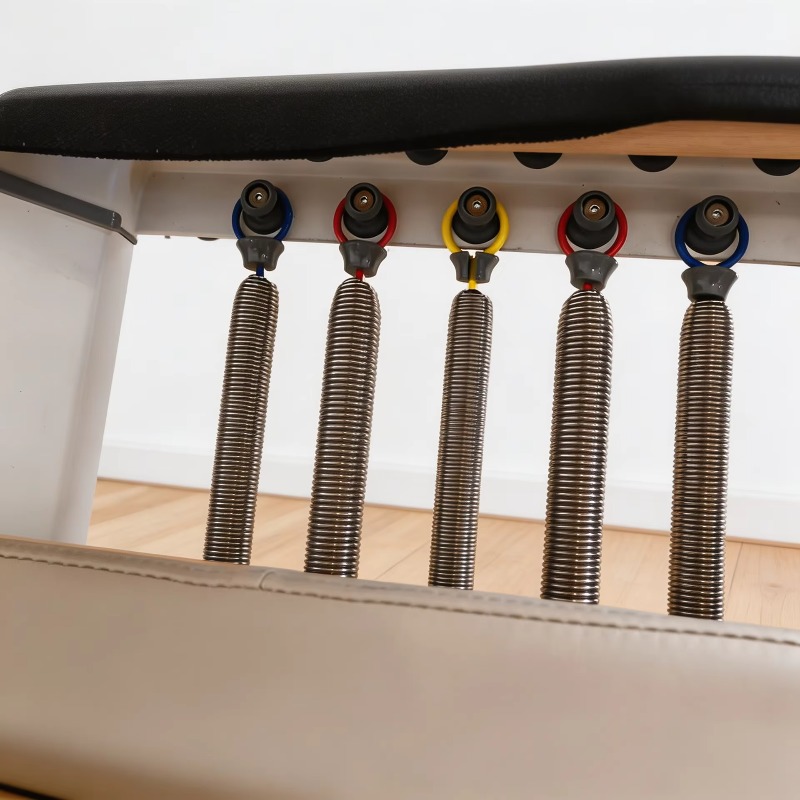 Weißes Pilates Reformer-Bett f – Pilates Yoga Loft Bewertung und Preis